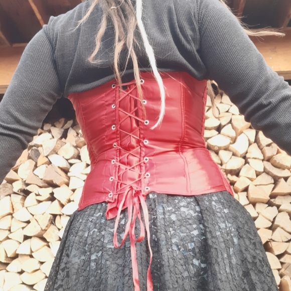 Corset/waist trainer - Picture 2 of 2